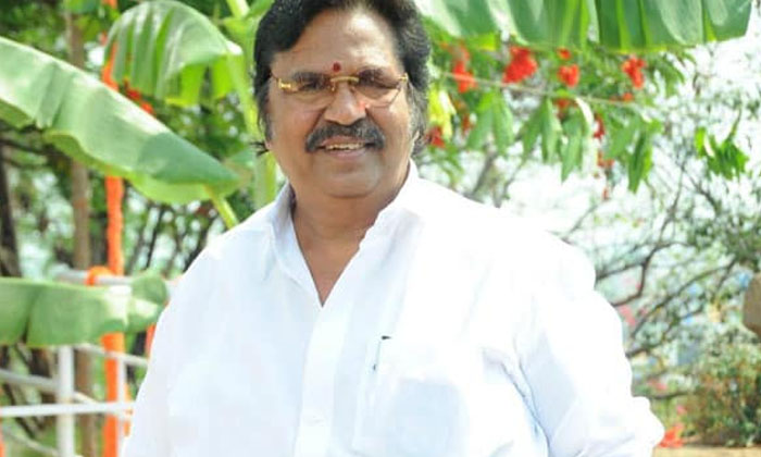 Dasari Compitition With Director Vishwanath , Dasari Narayana Rao, Director Vis Dasari Compitition With Director Vishwanath , Dasari Narayana Rao, Director Vis-TeluguStop.com