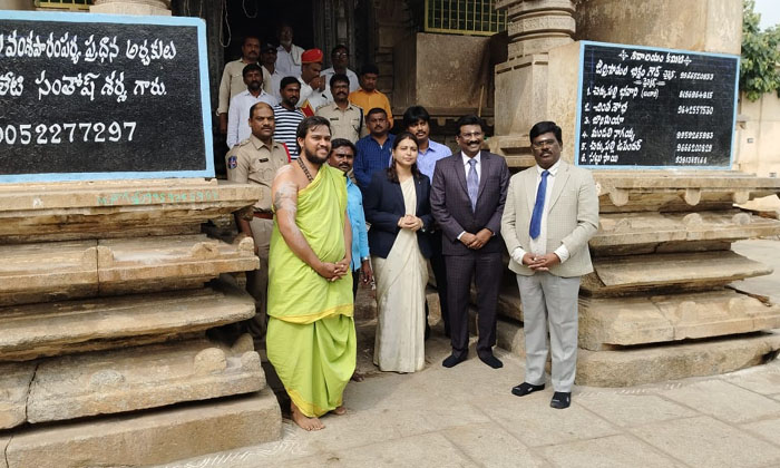  High Court Judge Visits Shiva Temples In Palasmarri ,high Court Judge , Shiva T-TeluguStop.com