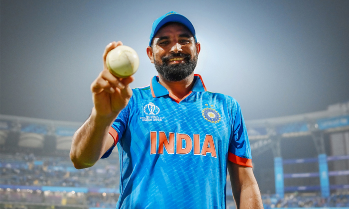 Telugu Daryl Mitchell, Odi Cricketer, Mohammed Shami, Shubman Gill, Virat Kohli-