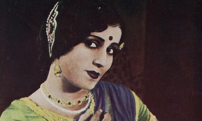 Telugu Changed, Happy Salma, Hinduism, Indian, Nargis, Zubeida Begum-Movie