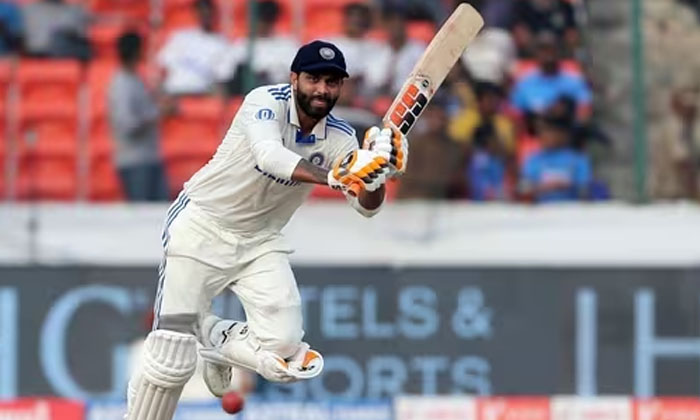  Ravindra Jadeja Who Missed The Century.. What Is India's Score , Joe Root , Axa-TeluguStop.com