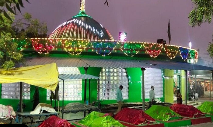  John Pahad Dargah Income Baredu Development Three , John Pahad Dargah, Baredu De-TeluguStop.com