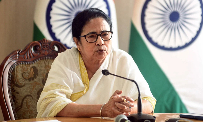  Mamata Banerjee Serious Comments On Prime Minister Modi Details, Mamata Banerjee-TeluguStop.com