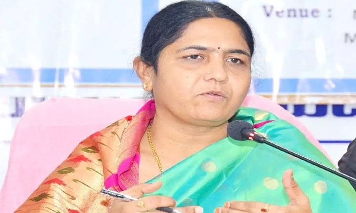  No Intention To Change Party Brs Mla Sunitha Lakshmareddy , Mla Sunitha Lakshmar-TeluguStop.com