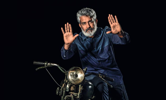  Rajamouli Shocking Bollywood In That Matter , Rajamouli , Social Media, Bollyw-TeluguStop.com