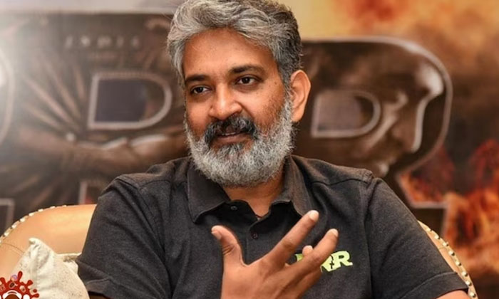  Rajamouli Shocking Bollywood In That Matter , Rajamouli , Social Media, Bollyw-TeluguStop.com