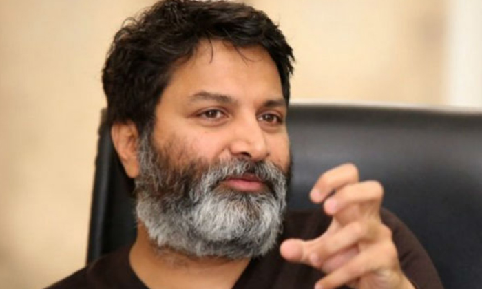  Reason Behind Trivikram Not Doing Pan India Film,Trivikram Srinivas,Pan India Mo-TeluguStop.com