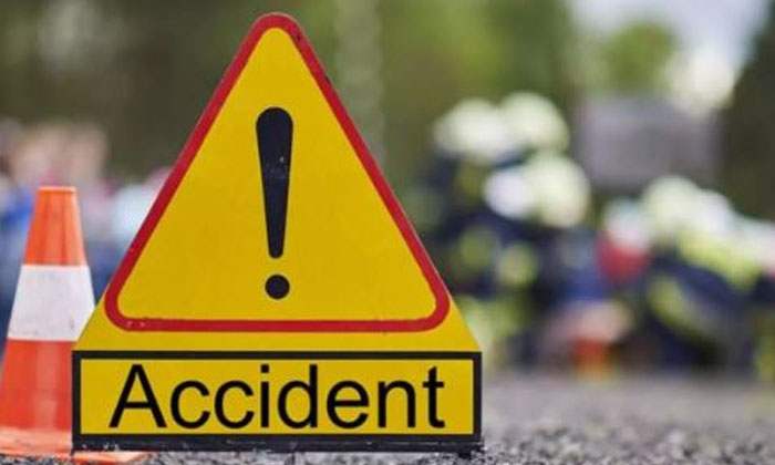  Fatal Road Accident In Tirupati District.. Three People Died ,tirupati, Road Ac-TeluguStop.com