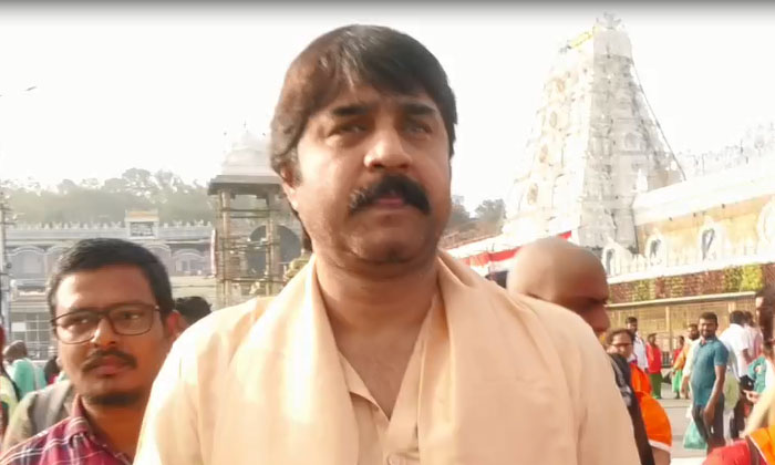  Srikanth Visited Tirumala , Venkateswara Temple, Tirumala ,srikanth, Ttd , Toll-TeluguStop.com