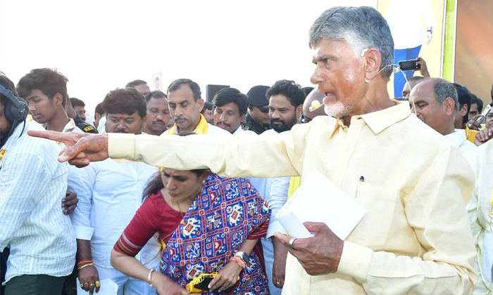  Ycp Government That Is Beating The Stomach Of Tribals Chandrababu Details, Tdp P-TeluguStop.com