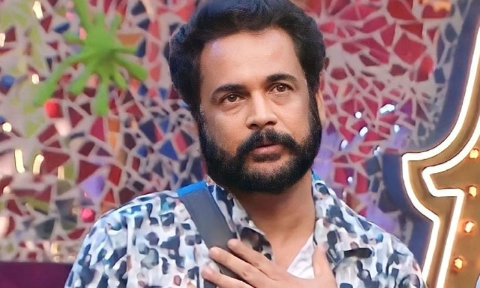  Bigg-boss-fame-sivaji-fires-on-allegations-on-him, Bigg Boss, Social Media, Toll-TeluguStop.com