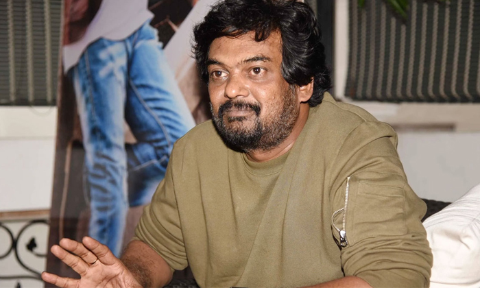  Director Puri Jagannath Planning Multi Starrer Movie With Chiranjeevi And Venkat-TeluguStop.com