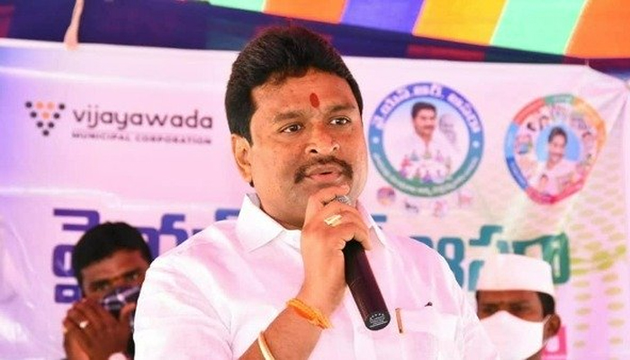 Interesting Fight In Vijayawada Central Constituency..!! Interesting Fight In Vijayawada Central Constituency..!!-TeluguStop.com