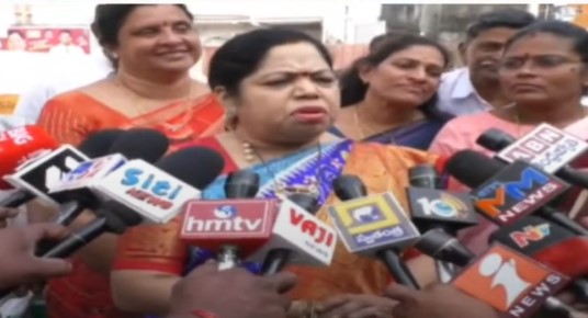 Sensational Comments Of Former Mp Botsa Jhansilakshmi Sensational Comments Of Former Mp Botsa Jhansilakshmi-TeluguStop.com