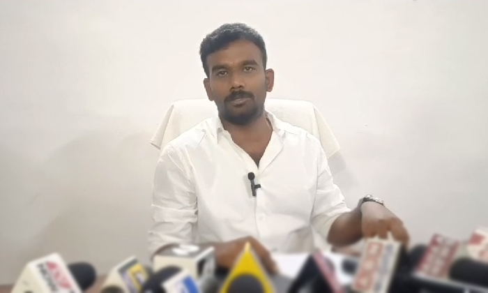  Paritala Sriram Strong Counter To Ex Mla Varadapuram Suryanarayana, Paritala Sri-TeluguStop.com