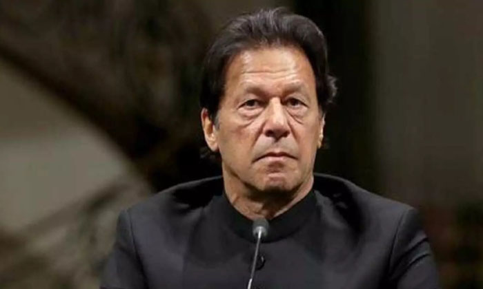  Pakistan's Former Prime Minister Imran Was Sentenced To Ten Years In Prison..! ,-TeluguStop.com