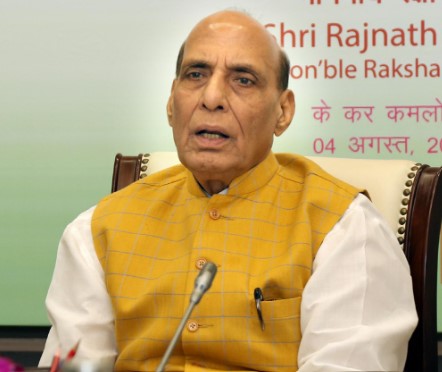  Cm Revanth Met Union Defense Minister Rajnath..!-TeluguStop.com