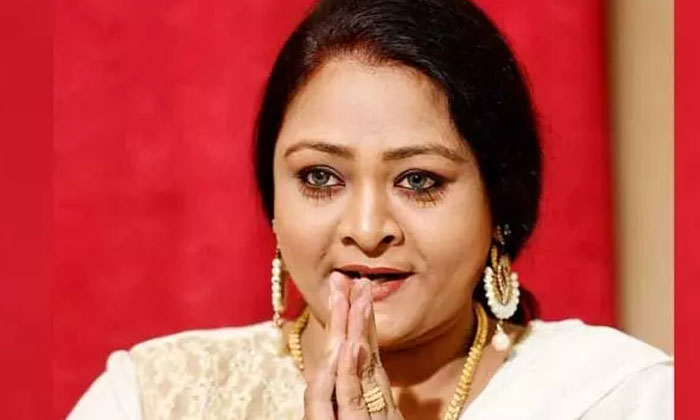  Actress Shakeela Attacked By Adopted Daughter At Chennai-TeluguStop.com