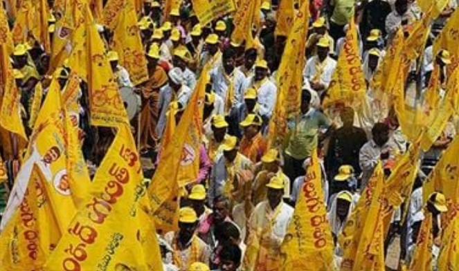  Tdp Disqualification Petition Against Rebel Mlas..!!-TeluguStop.com