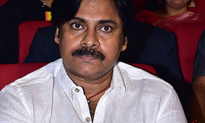  Urvashi Rautela Said Pawan Kalyan Coreographed Her Steps In Bro Movie Song-TeluguStop.com