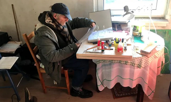  A German Man Who Has Billions Of Dollars And Eats Junk Food Because-TeluguStop.com