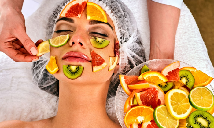  Fruits For Skin Glowing And Whitening Tips-TeluguStop.com