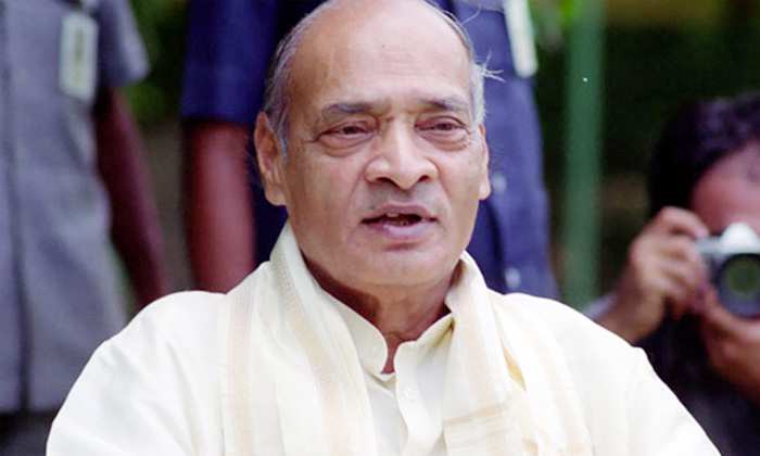  Bharat Ratna To Former Prime Minister Pv Narasimha Rao-TeluguStop.com