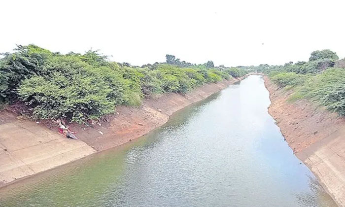  Cm Jagan Kuppam Tour Krishna Water Through Handriniva-TeluguStop.com