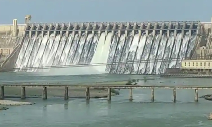  Nagarjunasagar Dam : నాగార్జునసాగర్ డ్యాం�-TeluguStop.com