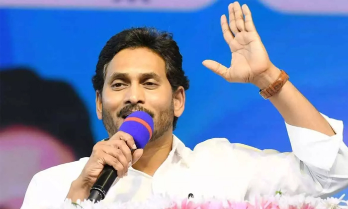  Danger Lurking For Cm Jagan Intelligence Report-TeluguStop.com