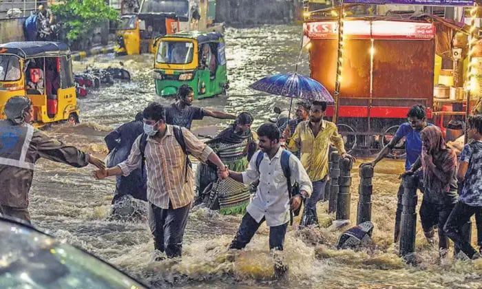  Heavy Rains In Telangana, Heavy Rains ,telangana, Telangana Weather Update, Tela-TeluguStop.com