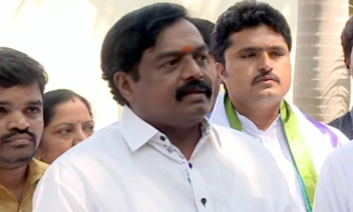  Ex Minister Kothapalli To Join Janasena Soon-TeluguStop.com