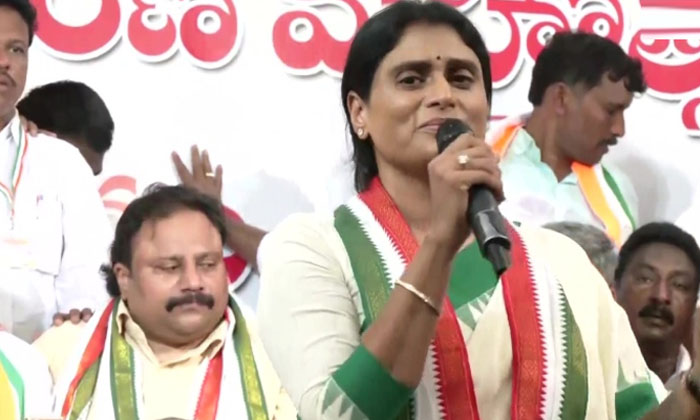  Ap Pcc President Sharmila Dharna In Delhi-TeluguStop.com