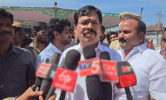  Rayadurgam Ycp Mla Kapu Ramachandra Reddy Sensational Comments-TeluguStop.com