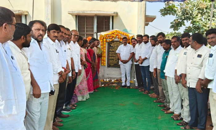  State Government Gives High Priority To Education Mla Balu Naik, State Governmen-TeluguStop.com