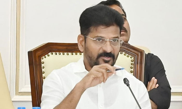  Telangana Pcc Election Committee : గాంధీభవన్ లో టీప�-TeluguStop.com