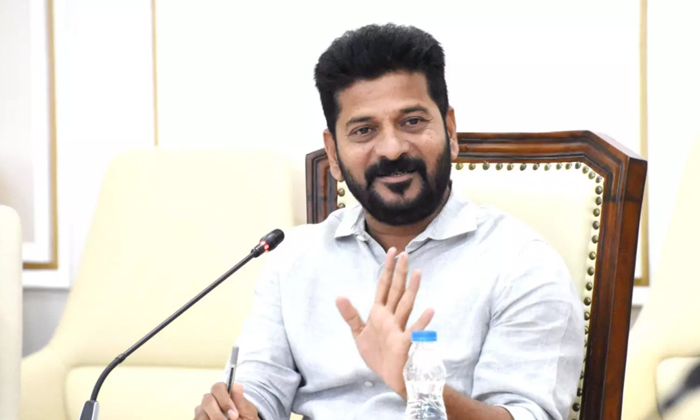  Cm Revanth Reddy : సీఎం హోదాలో తొలిసారి ఇ-TeluguStop.com