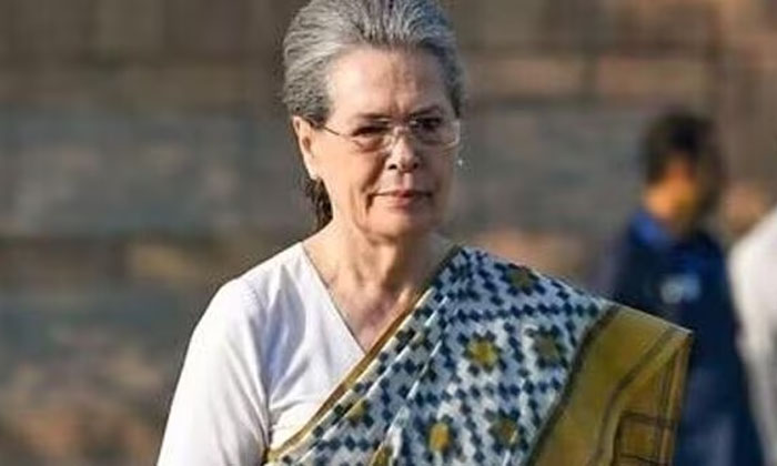  This Time Sonia Gandhi Away From The Election-TeluguStop.com