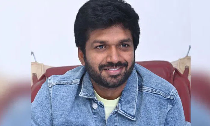  Anil Ravipudi About His Father Struggles To Raise Him-TeluguStop.com