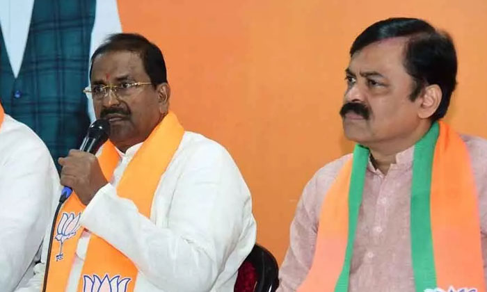  Ap Bjp : ఏపీ బీజేపీలో సీనియర్ల అలక.-TeluguStop.com