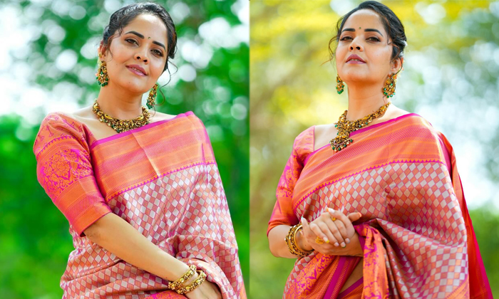  Anasuya Latest Saree Pics Goes Viral In Social Media-TeluguStop.com