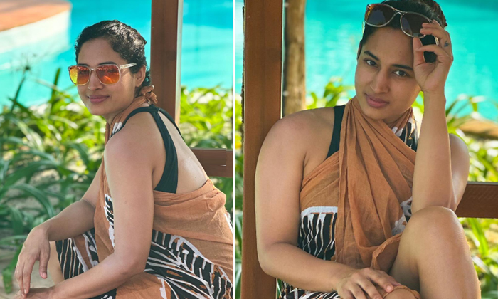  Pooja Ramachandran Swimsuit Pics In Goa-TeluguStop.com