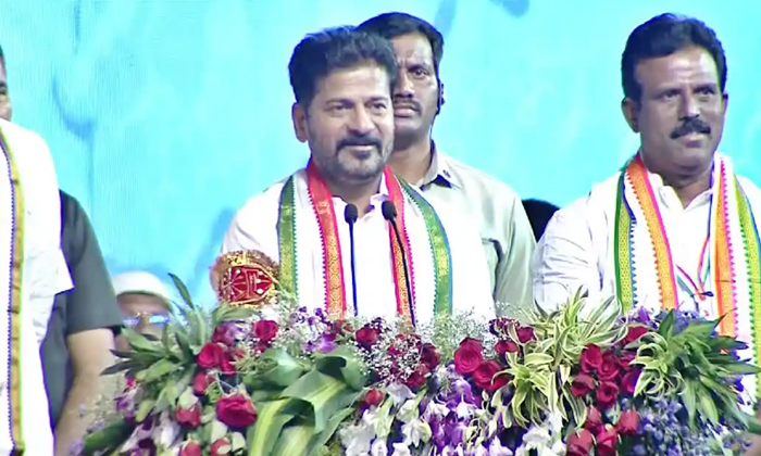  Cm Revanth Reddy Seriousl Comments On Kcr-TeluguStop.com
