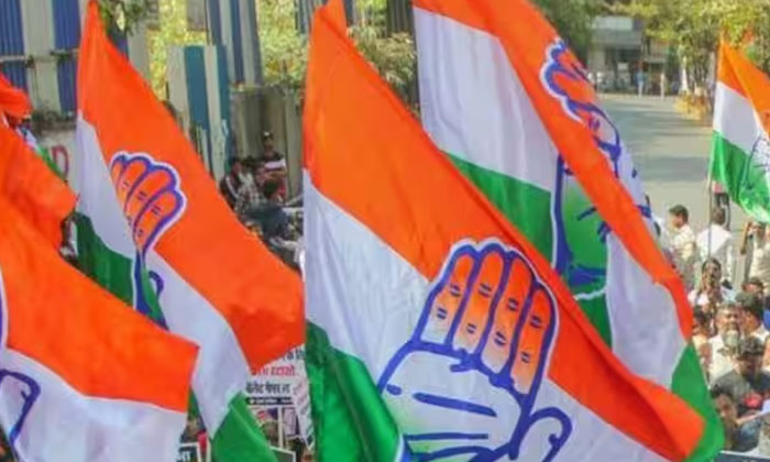  Telangana Congress : తెలంగాణలో ఎనిమిది ఎంప-TeluguStop.com