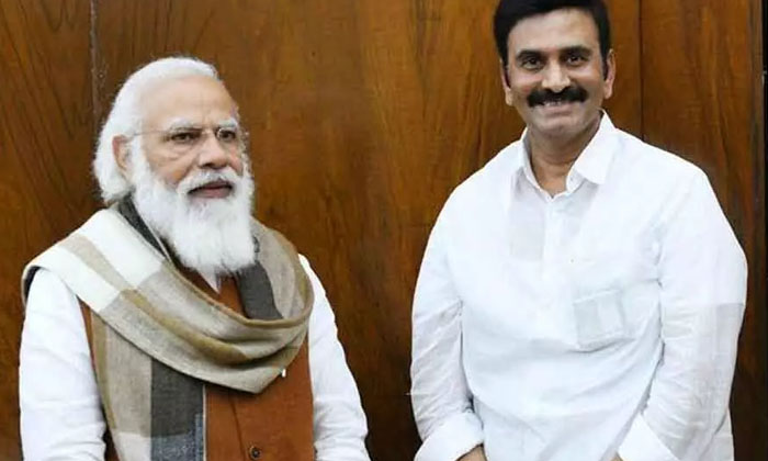  Does Prabhas Family Have No Bjp Ticket For Raghuram-TeluguStop.com
