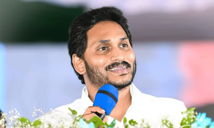 Abcs Aim Is To Provide Financial Support To Women Cm Jagan Abcs Aim Is To Provide Financial Support To Women Cm Jagan-TeluguStop.com