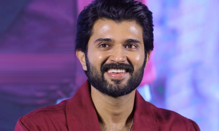  Vijay Devarakonda Comments About His Marriage-TeluguStop.com