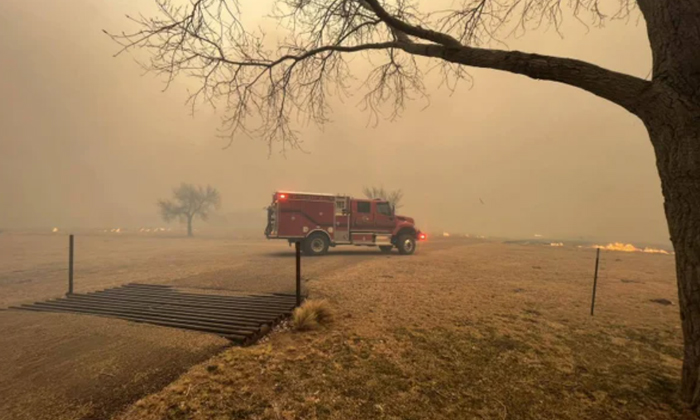  Smokehouse Creek Fire Destroys Texas-TeluguStop.com