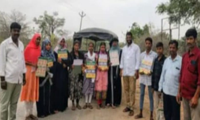 Former Sarpanch Who Helped In Education ,former Sarpanch, Helped , Tenth Exams, Former Sarpanch Who Helped In Education ,former Sarpanch, Helped , Tenth Exams,-TeluguStop.com