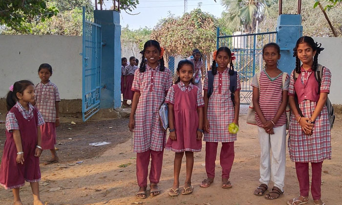  From Today, Half Day School In Telangana. , Telangana. Half Day School-TeluguStop.com